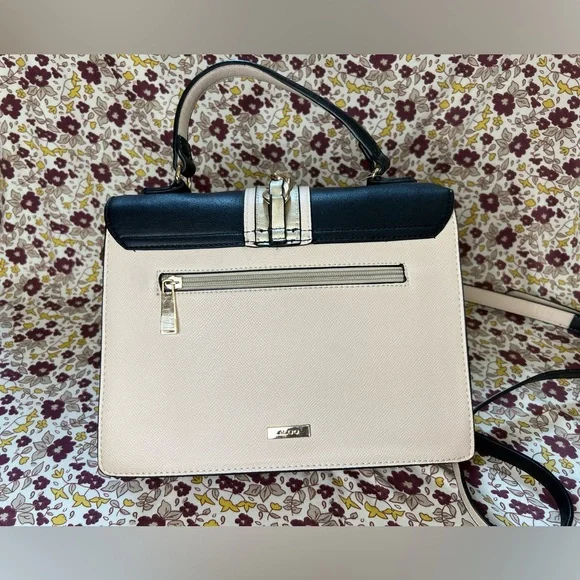 ALDO AnnieBrook Flap Satchel Cross Body Purse with Gold Chain Trim - Picture 3 of 13